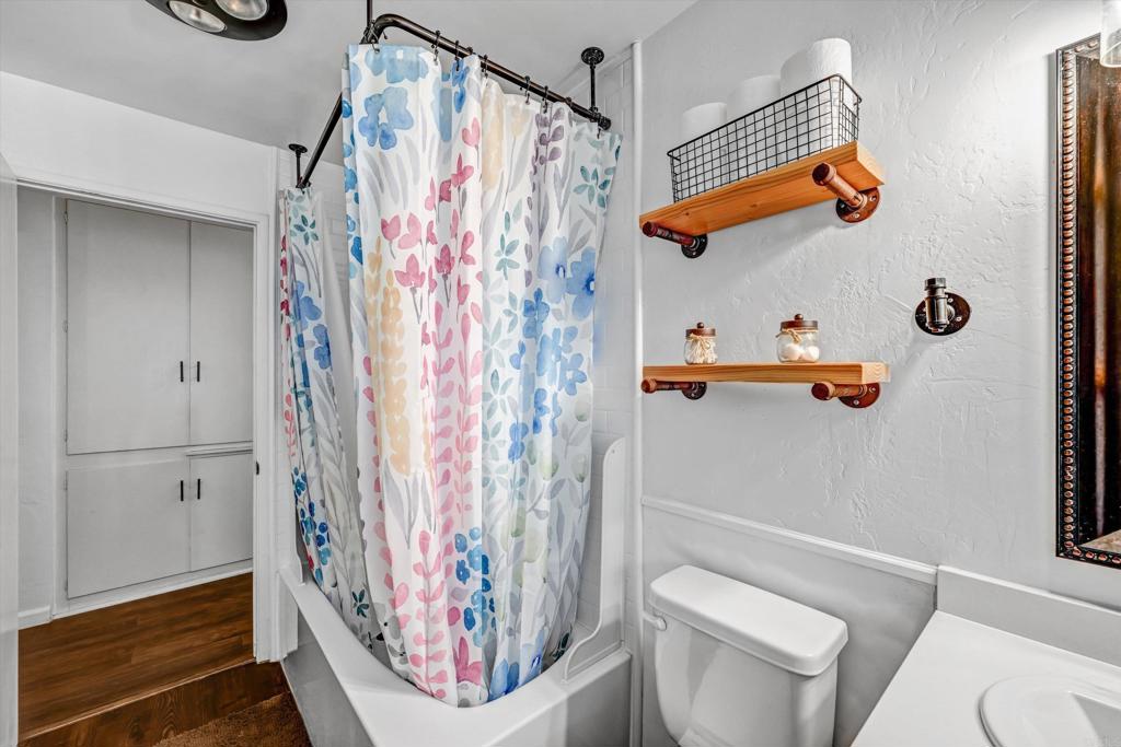1308 Sundale Road Property Photo 26