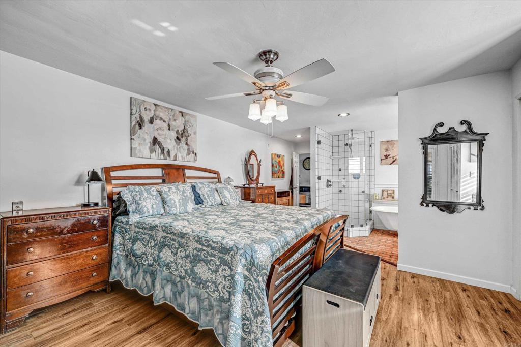 1308 Sundale Road Property Photo 31