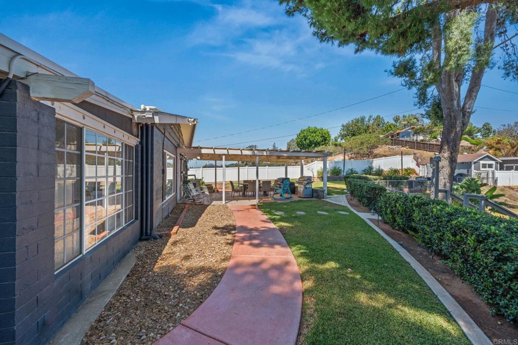 1308 Sundale Road Property Photo 44