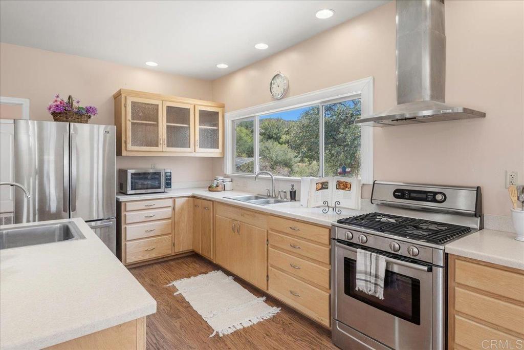 20899 Black Canyon Road Property Photo 8