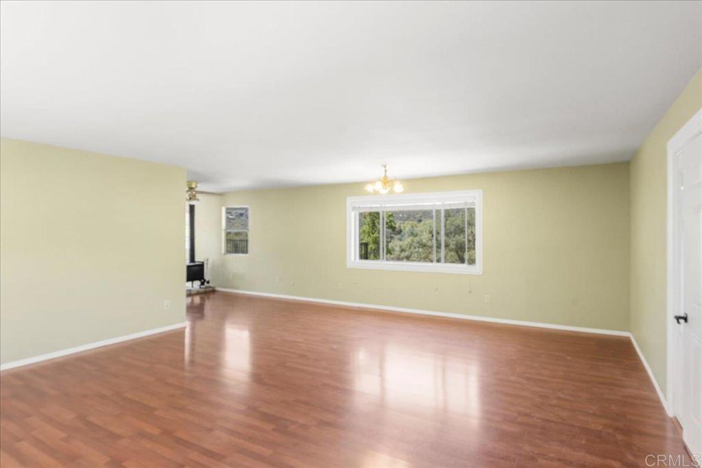20899 Black Canyon Road Property Photo 24