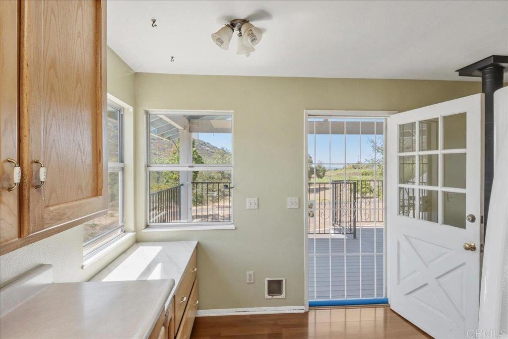 20899 Black Canyon Road Property Photo 29