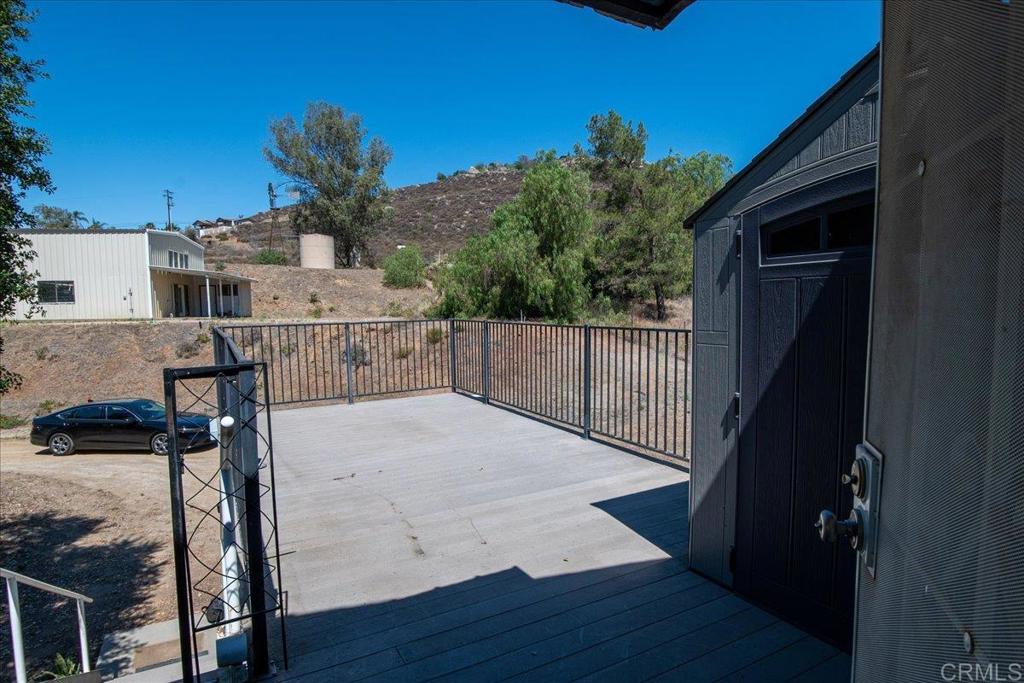20899 Black Canyon Road Property Photo 37
