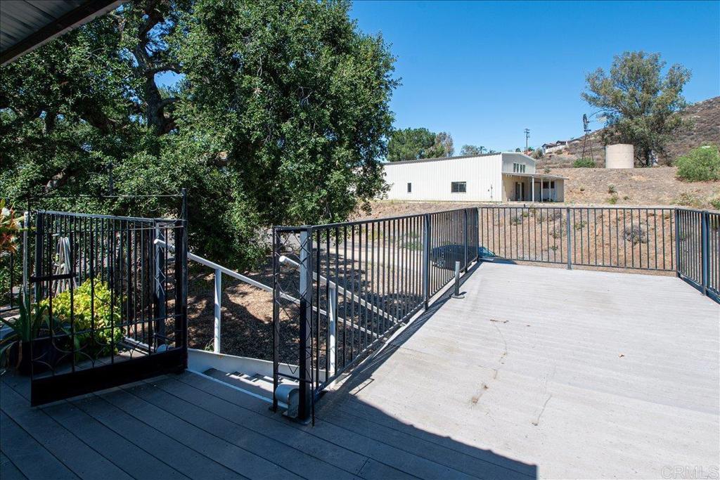 20899 Black Canyon Road Property Photo 38