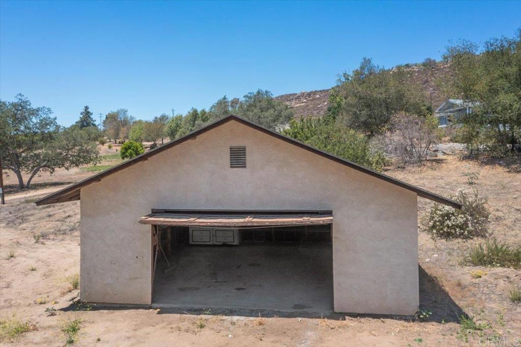 20899 Black Canyon Road Property Photo 52