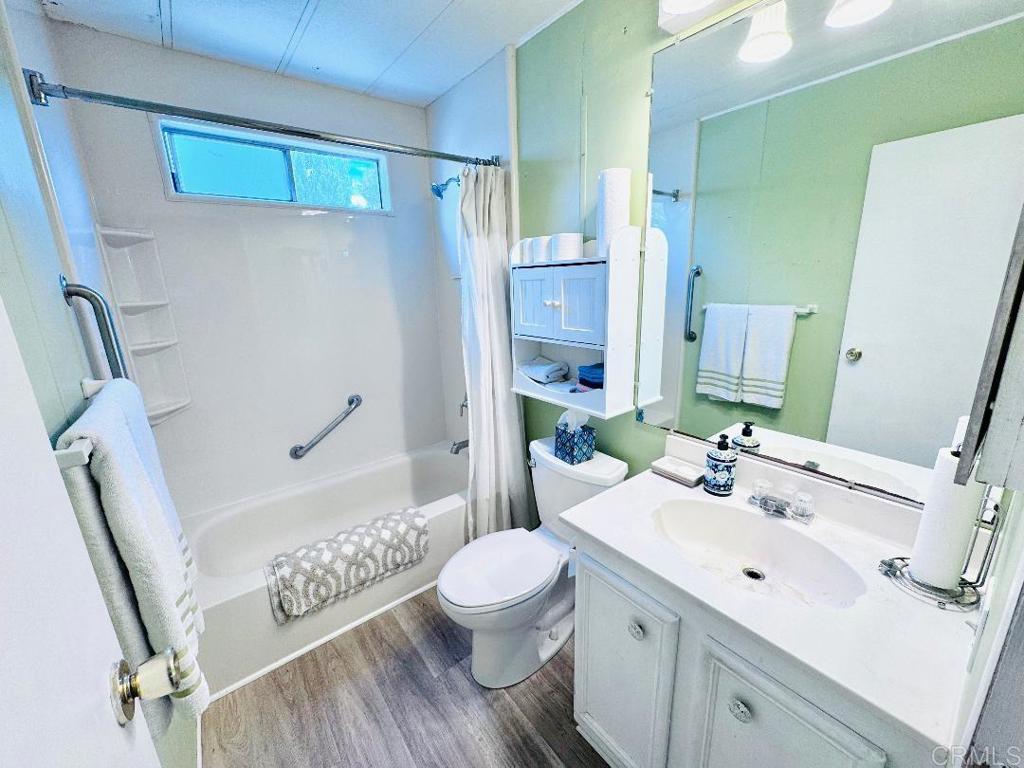 2130 Sunset Drive 122 Property Photo 13