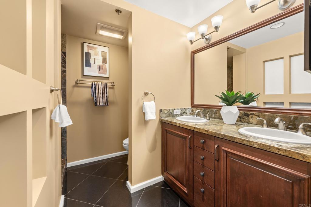 200 Harbor Drive 803 Property Photo 22