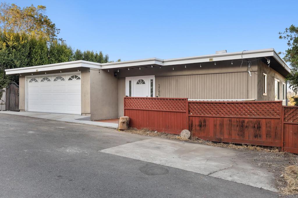 3745 Fenwick Drive Property Photo 16