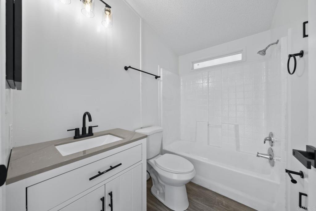 400 Greenfield Drive 145 Property Photo 22