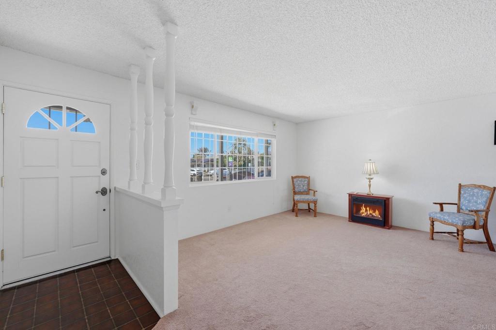 2121 E 4th Street Property Photo 5