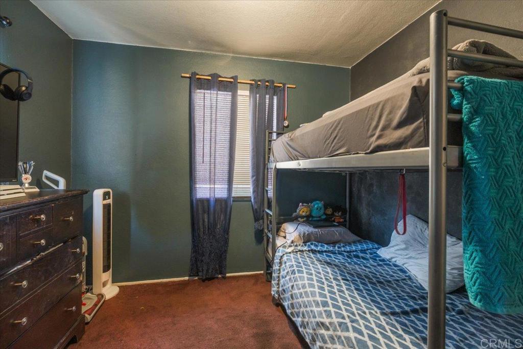 4811 Castle Avenue Property Photo 6