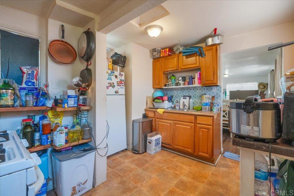 4811 Castle Avenue Property Photo 9