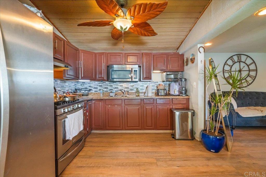 4811 Castle Avenue Property Photo 13