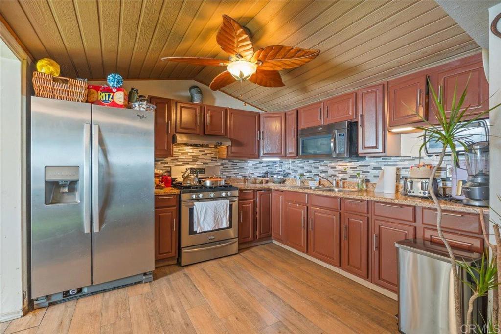 4811 Castle Avenue Property Photo 16