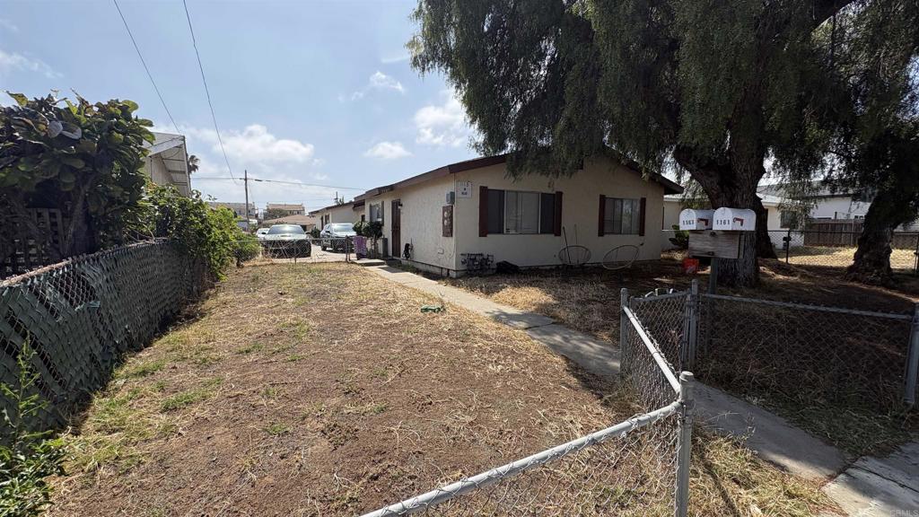 1161 63 12th Street Property Photo 3