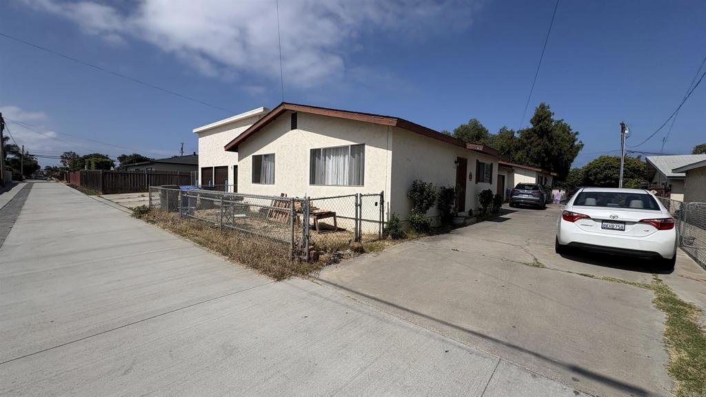 1161 63 12th Street Property Photo 5