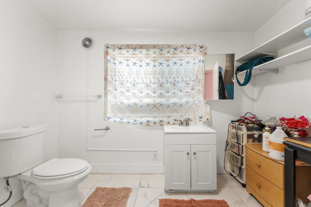 160 Cedar Street Property Photo 24