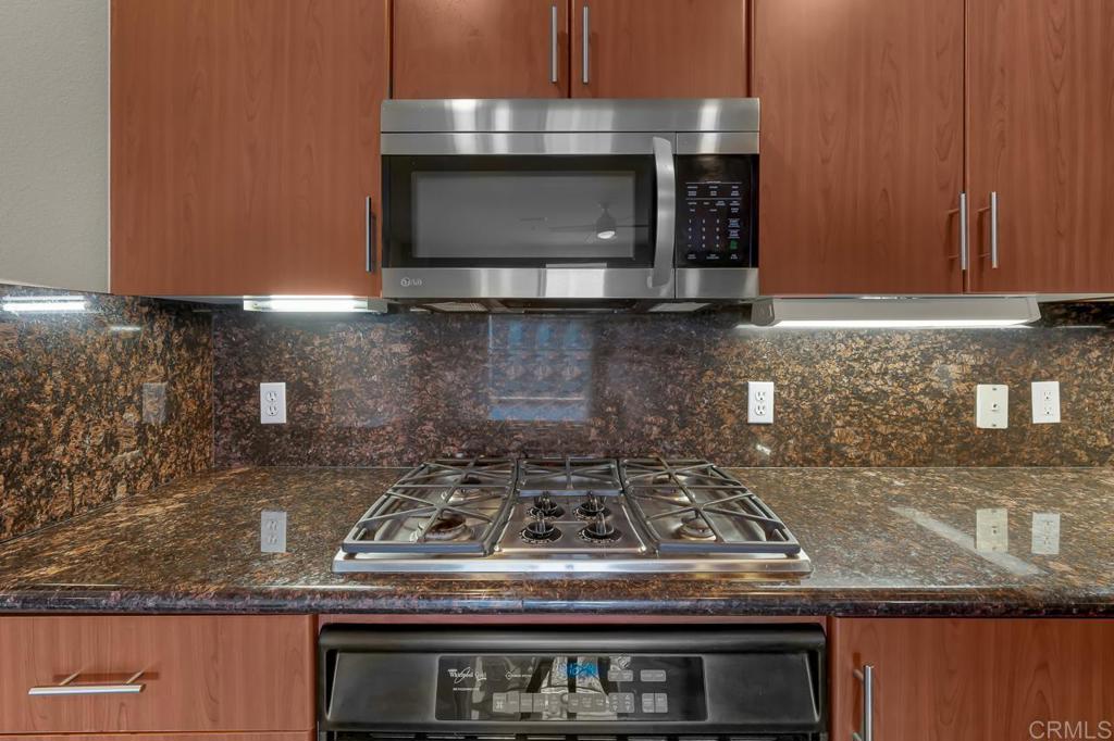 550 Park Blvd 2408 Property Photo 7