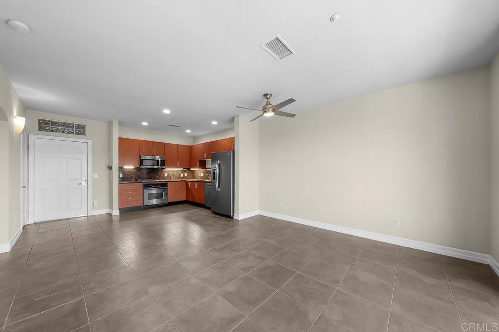 550 Park Blvd 2408 Property Photo 10