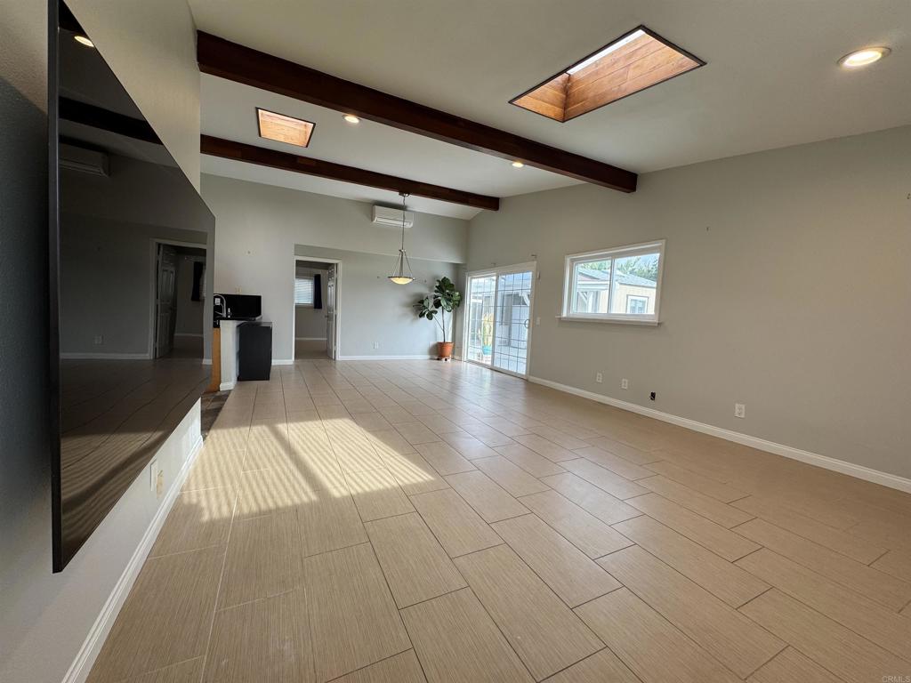 325 Elm Avenue Property Photo 8