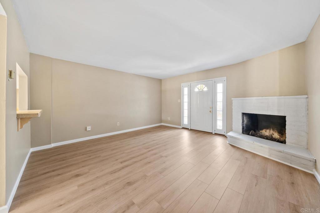 467 Woodlawn Avenue C Property Photo 6
