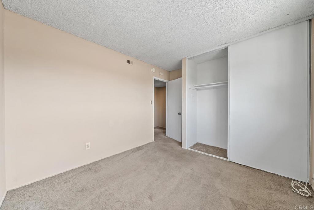 467 Woodlawn Avenue C Property Photo 15