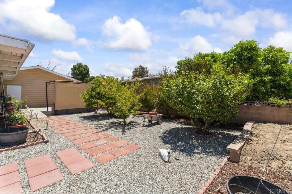 1223 Brentwood Way Property Photo 21