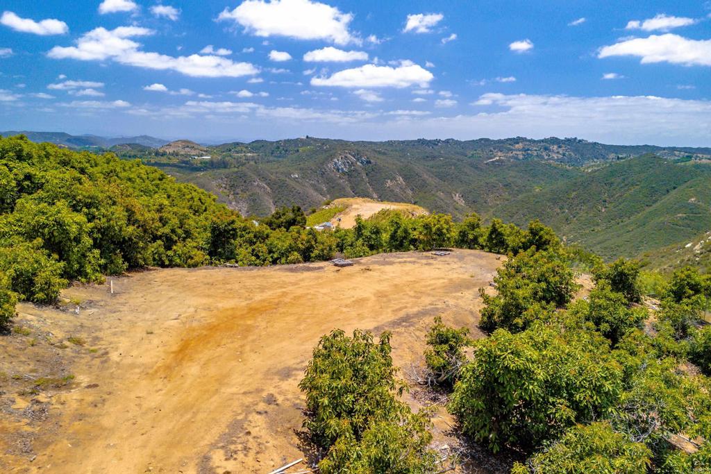 1 Los Gatos Road Property Photo 19