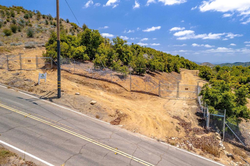 1 Los Gatos Road Property Photo 28