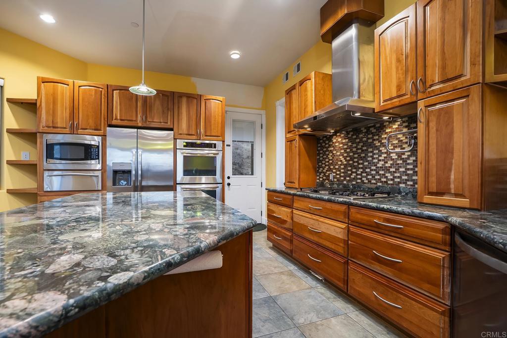 11687 Valle Vista Rd Property Photo 18