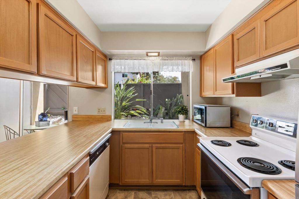7954 Mission Center Court C Property Photo 10