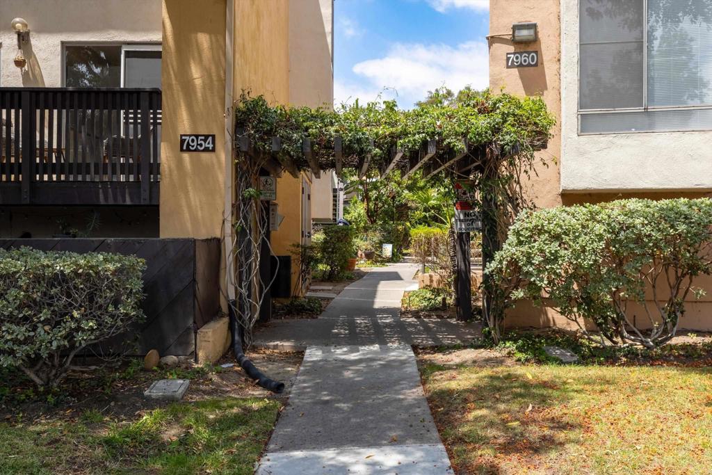 7954 Mission Center Court C Property Photo 22