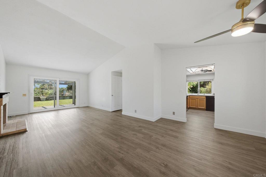 42230 Cosmic Dr Property Photo 9