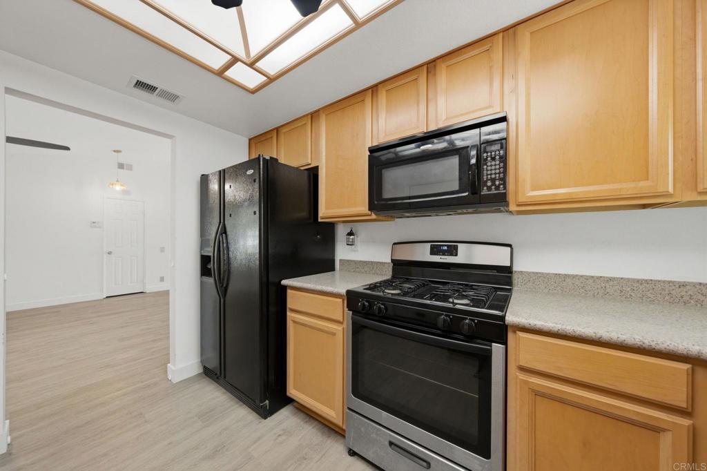 42230 Cosmic Dr Property Photo 15