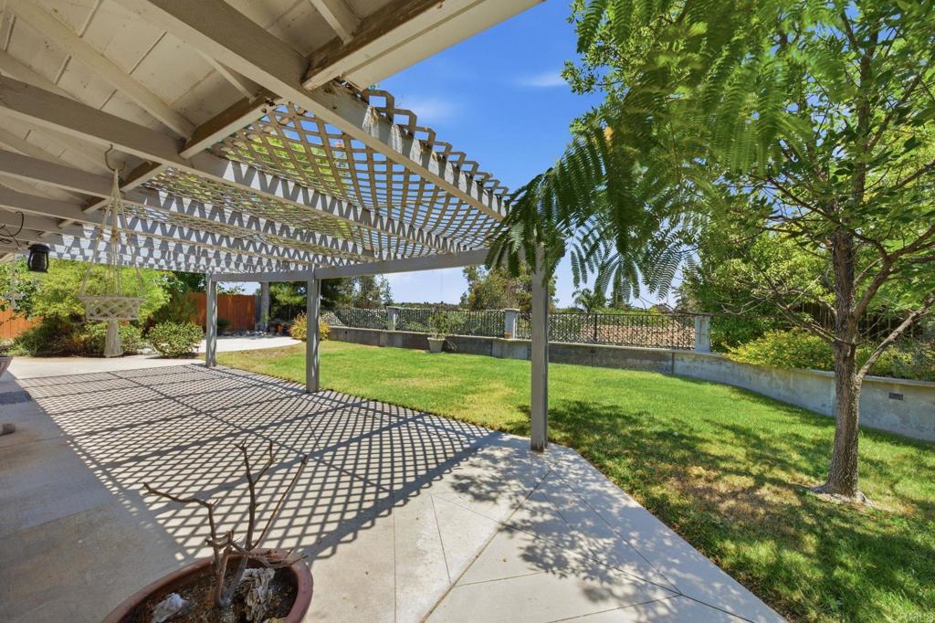 42230 Cosmic Dr Property Photo 29
