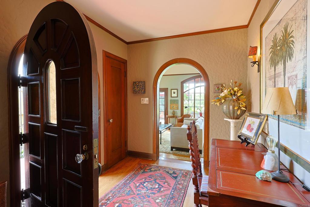 1027 Adella Property Photo 15