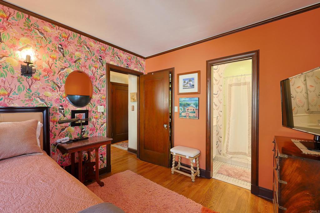 1027 Adella Property Photo 27