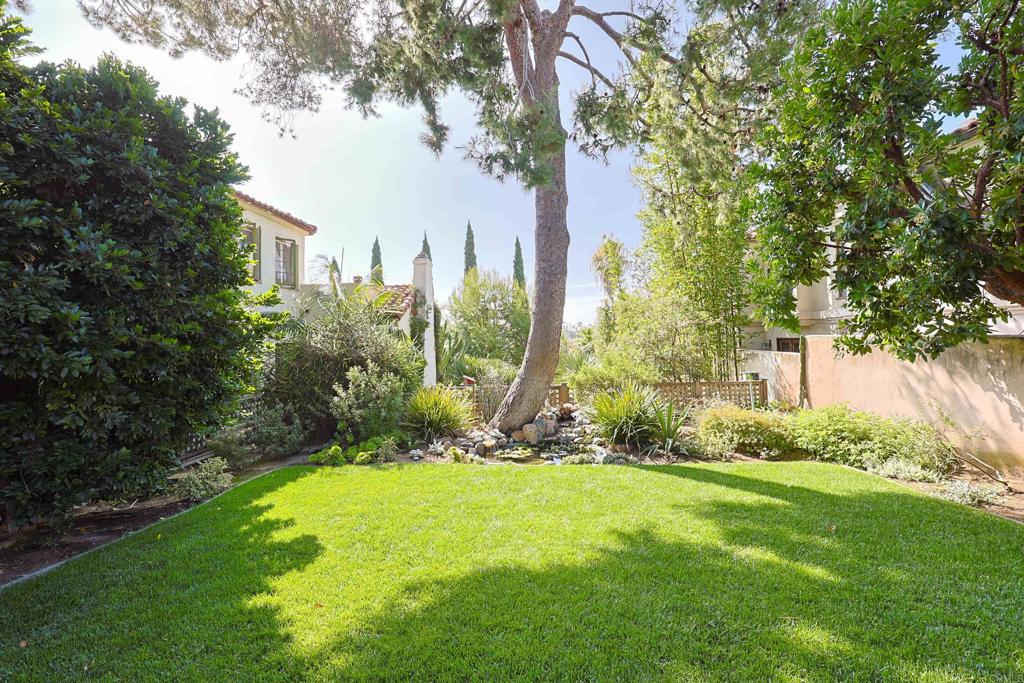 1027 Adella Property Photo 31