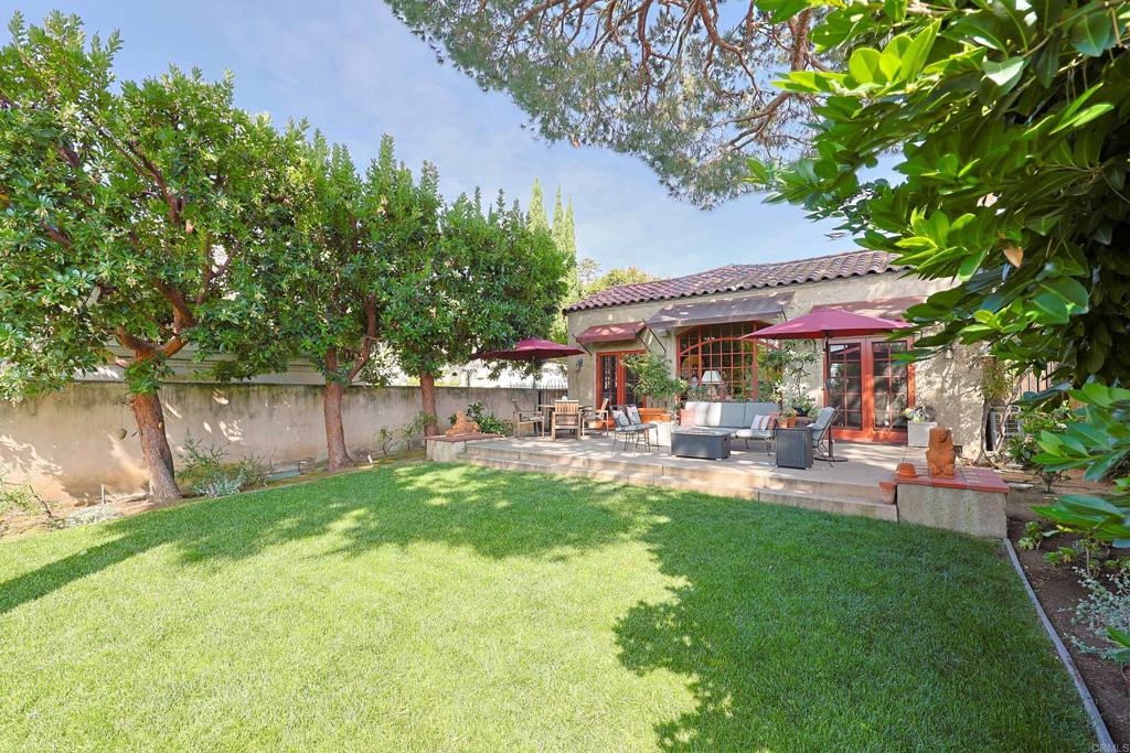 1027 Adella Property Photo 33