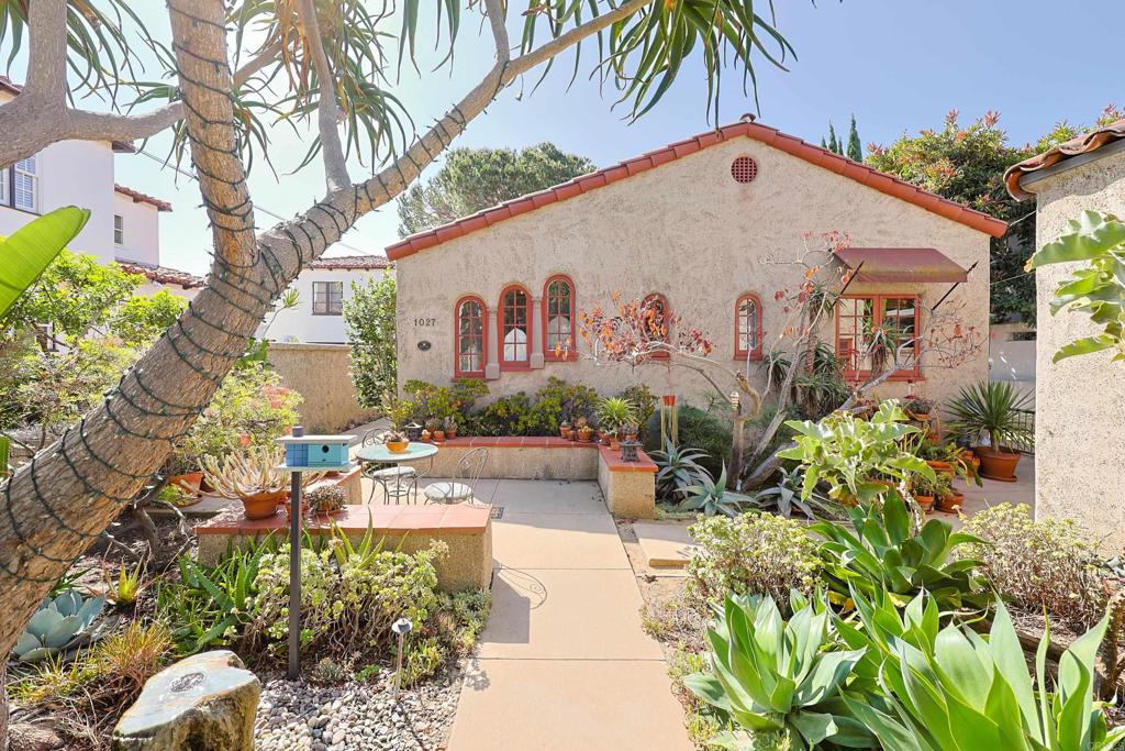 1027 Adella Property Photo 54