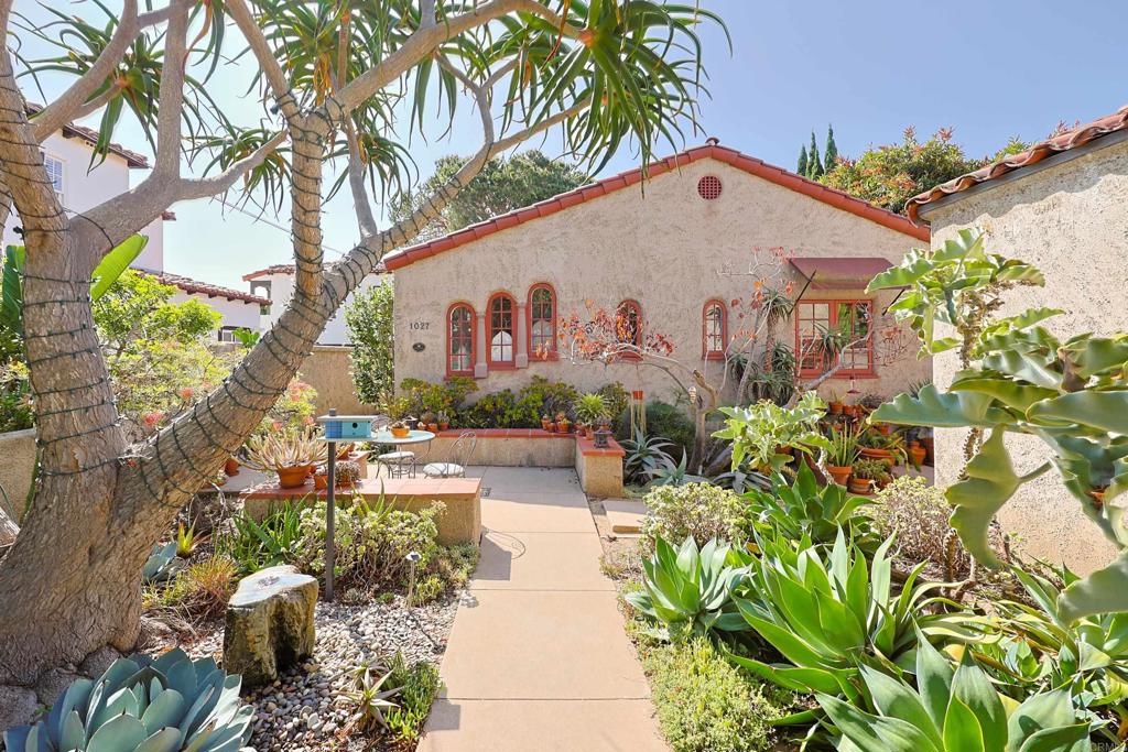 1027 Adella Property Photo 56