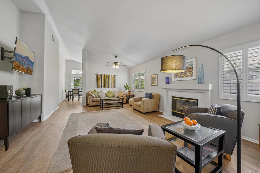 23979 Via Astuto Property Photo 1