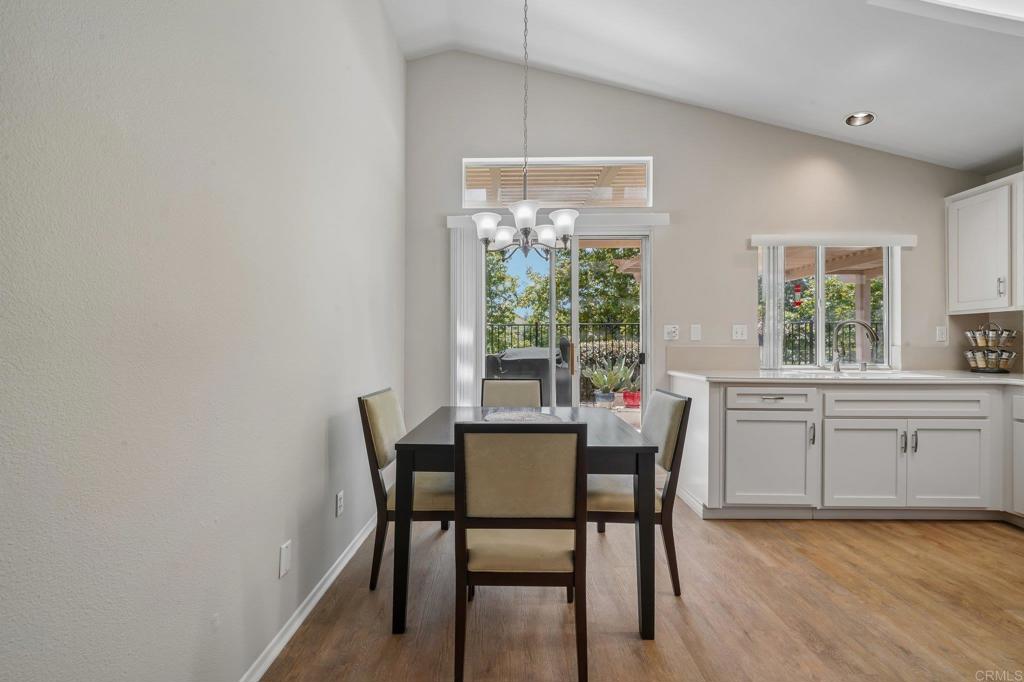 23979 Via Astuto Property Photo 11