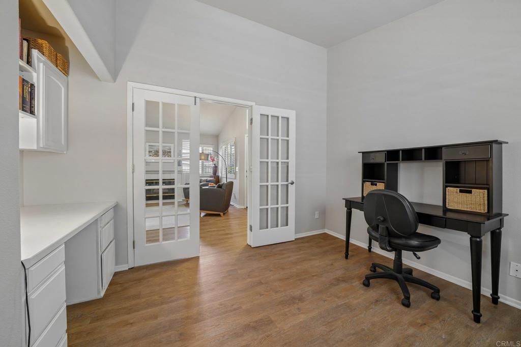 23979 Via Astuto Property Photo 17