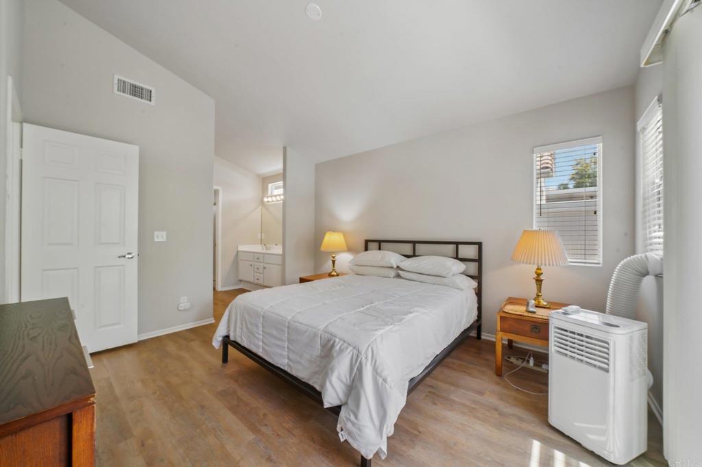 23979 Via Astuto Property Photo 25