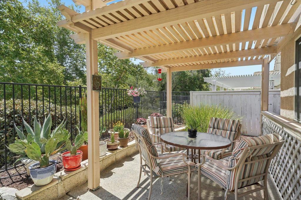 23979 Via Astuto Property Photo 38