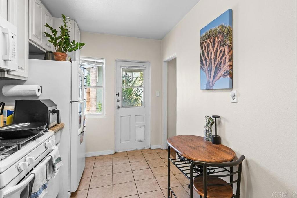3325 3329 Dale St Property Photo 30