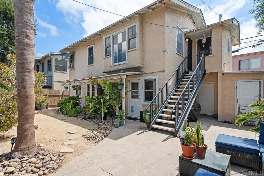 3325 3329 Dale St Property Photo 34
