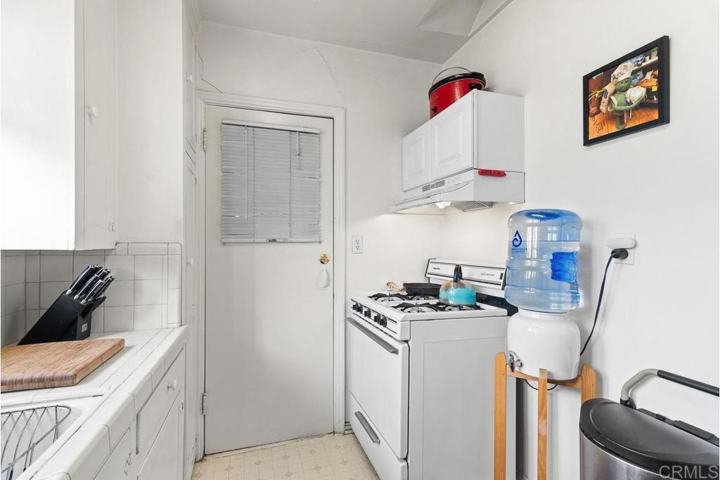 3325 3329 Dale St Property Photo 41