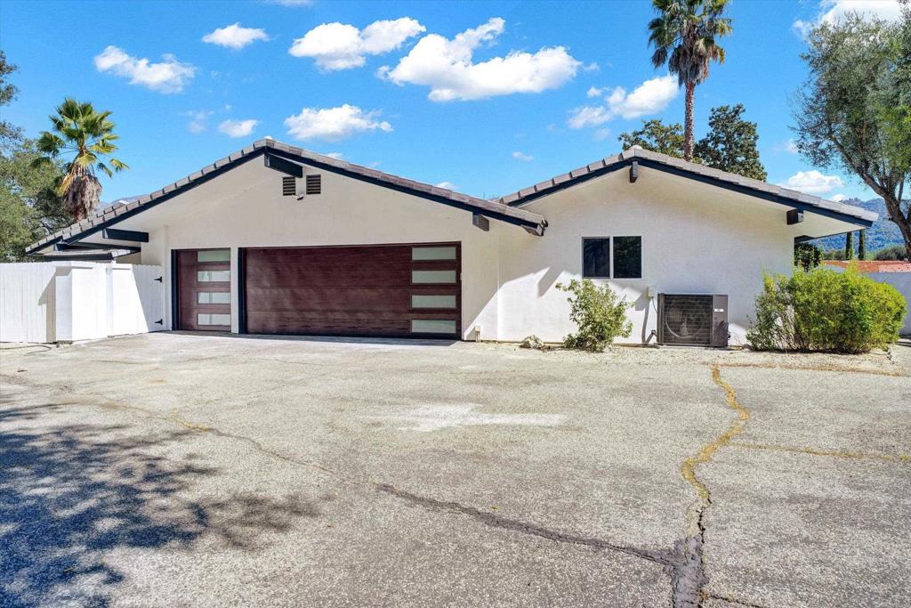 32369 Wiskon Way W Property Photo 3